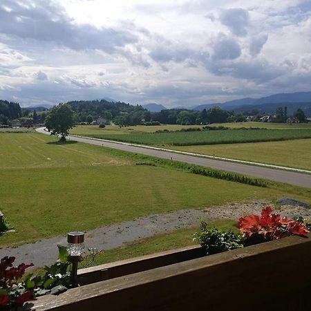 Ein schöner Panorama Blick Augsdorf Exterior foto