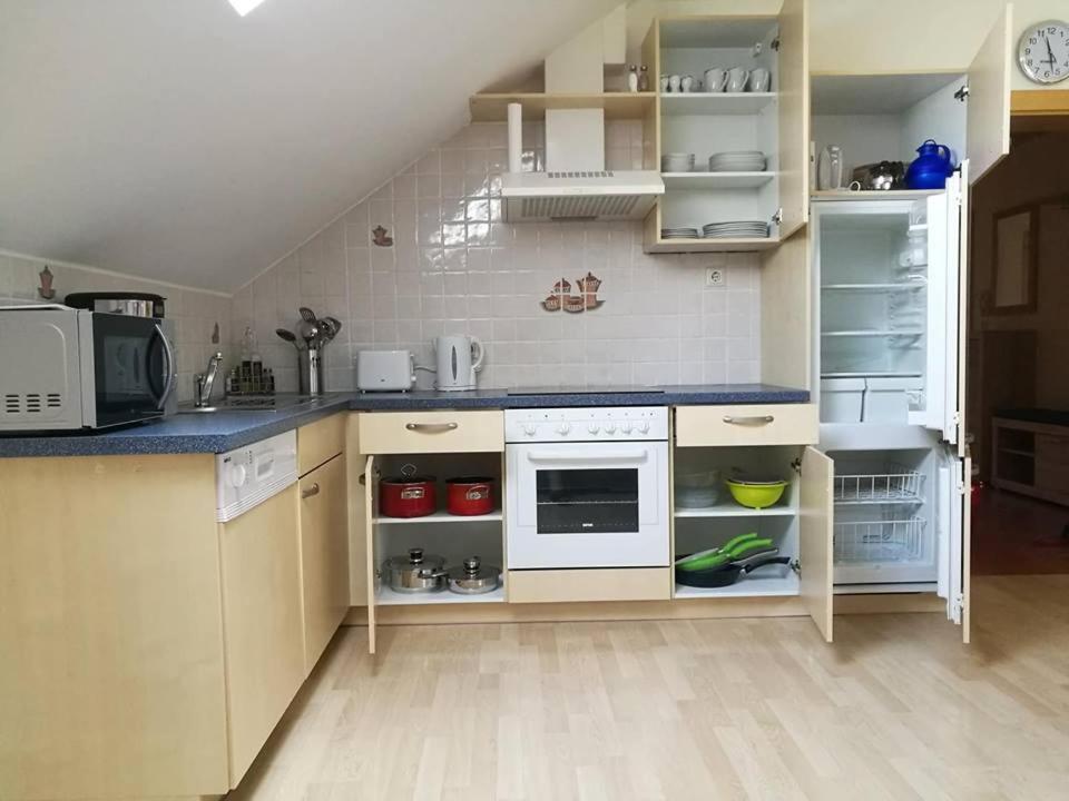 Ein schöner Panorama Blick Augsdorf Exterior foto